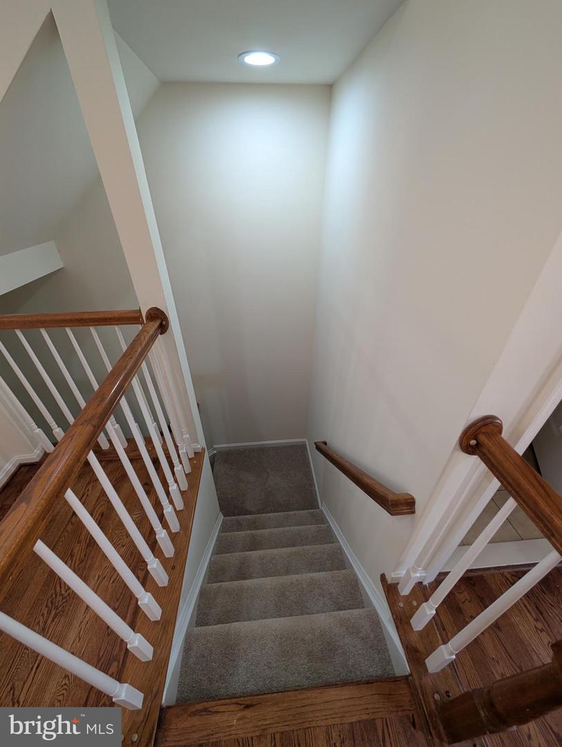 5653 FAIRCLOTH CT, CENTREVILLE, Virginia 20120, 3 Bedrooms Bedrooms, ,3 BathroomsBathrooms,Residential,For sale,5653 FAIRCLOTH CT,VAFX2272996 MLS # VAFX2272996