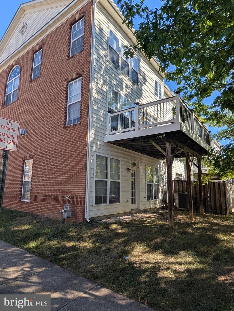 5653 FAIRCLOTH CT, CENTREVILLE, Virginia 20120, 3 Bedrooms Bedrooms, ,3 BathroomsBathrooms,Residential,For sale,5653 FAIRCLOTH CT,VAFX2272996 MLS # VAFX2272996