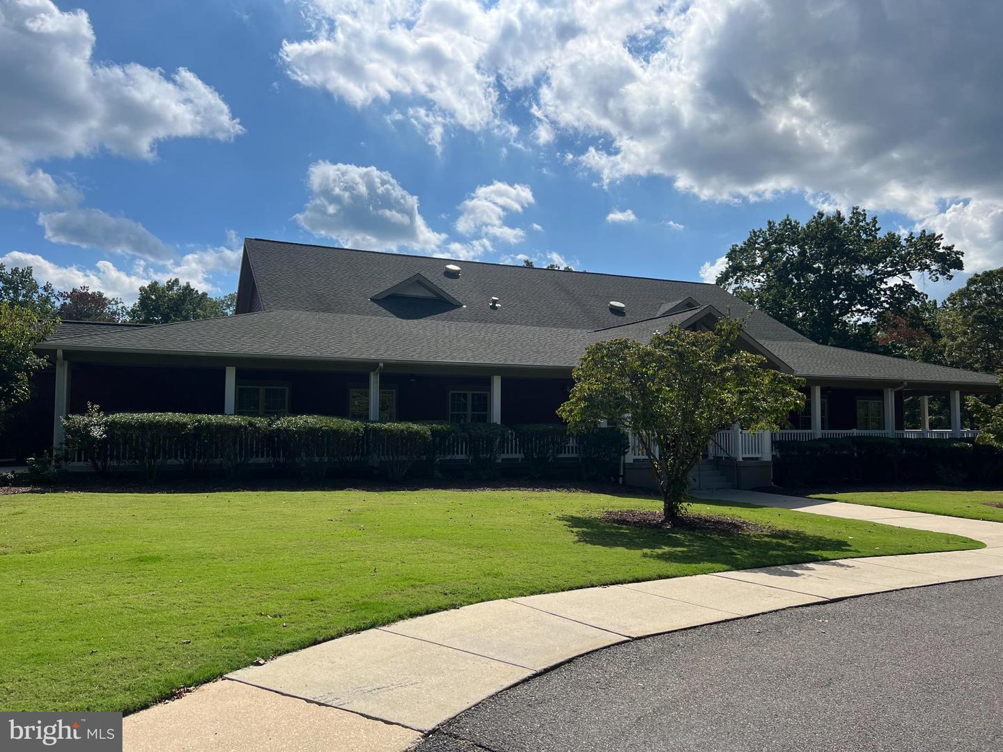 101 MONTICELLO CIR, LOCUST GROVE, Virginia 22508, 3 Bedrooms Bedrooms, 10 Rooms Rooms,2 BathroomsBathrooms,Residential,For sale,101 MONTICELLO CIR,VAOR2012484 MLS # VAOR2012484