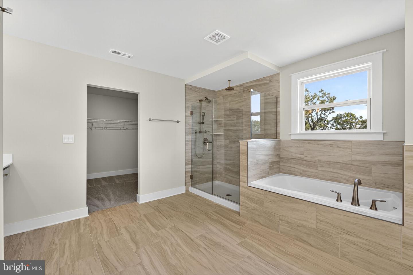 9014 PINEY MOUNTAIN RD, WARRENTON, Virginia 20186, 4 Bedrooms Bedrooms, ,3 BathroomsBathrooms,Residential,For sale,9014 PINEY MOUNTAIN RD,VAFQ2019306 MLS # VAFQ2019306