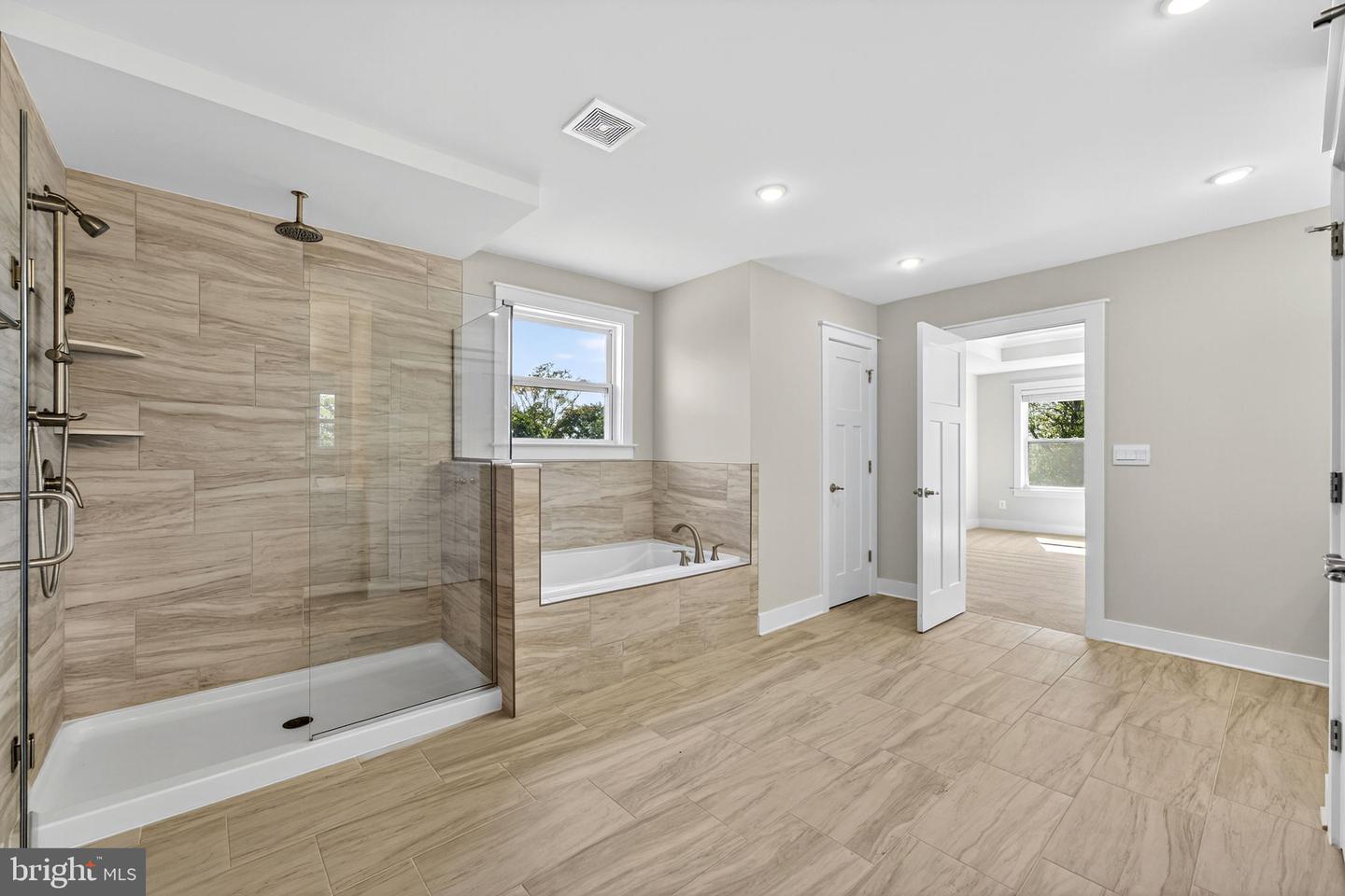 9014 PINEY MOUNTAIN RD, WARRENTON, Virginia 20186, 4 Bedrooms Bedrooms, ,3 BathroomsBathrooms,Residential,For sale,9014 PINEY MOUNTAIN RD,VAFQ2019306 MLS # VAFQ2019306
