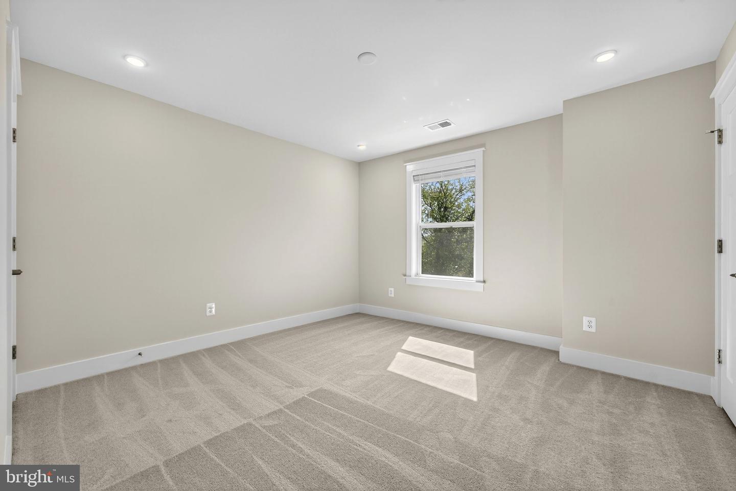 9014 PINEY MOUNTAIN RD, WARRENTON, Virginia 20186, 4 Bedrooms Bedrooms, ,3 BathroomsBathrooms,Residential,For sale,9014 PINEY MOUNTAIN RD,VAFQ2019306 MLS # VAFQ2019306