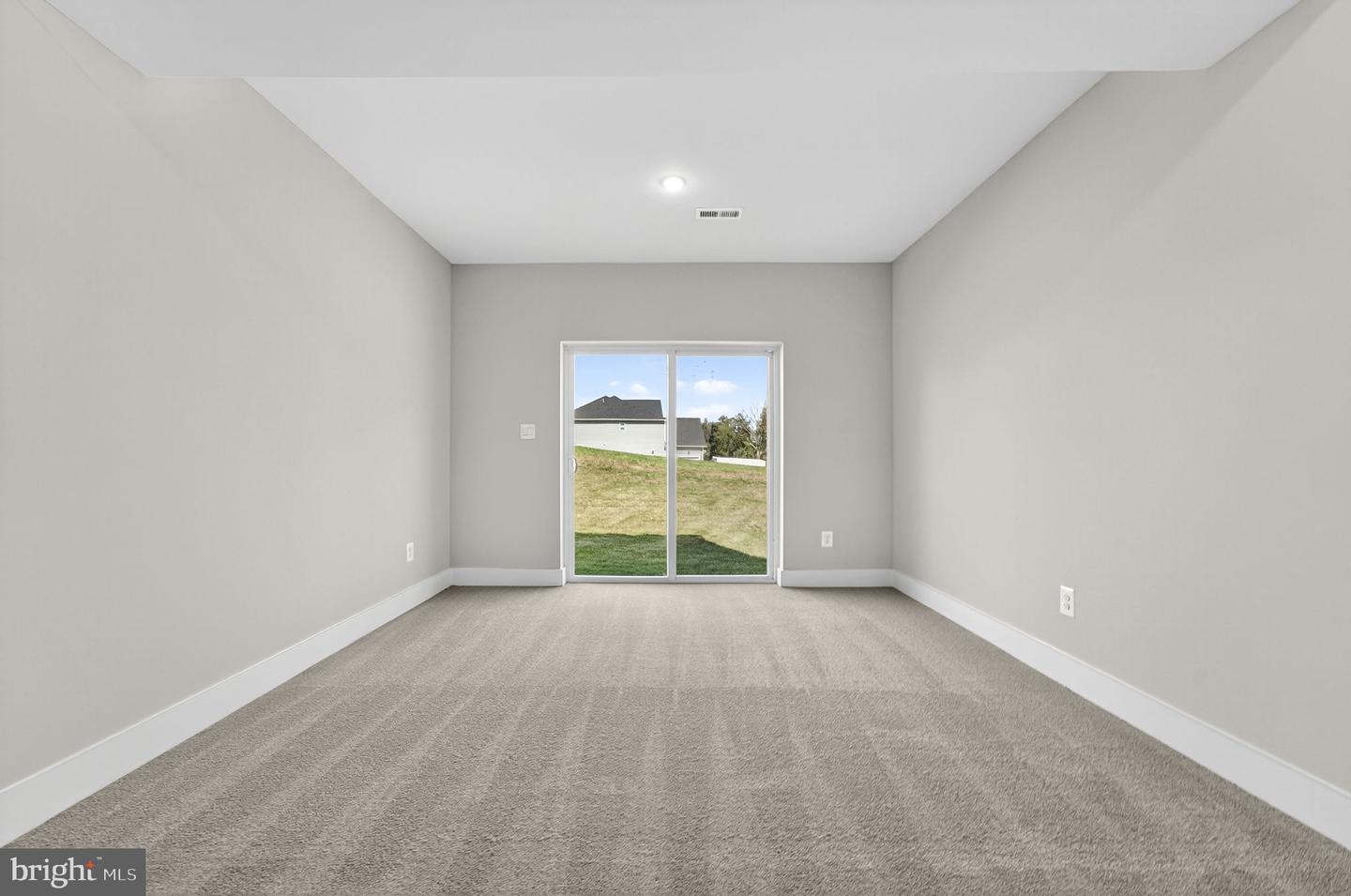9014 PINEY MOUNTAIN RD, WARRENTON, Virginia 20186, 4 Bedrooms Bedrooms, ,3 BathroomsBathrooms,Residential,For sale,9014 PINEY MOUNTAIN RD,VAFQ2019306 MLS # VAFQ2019306