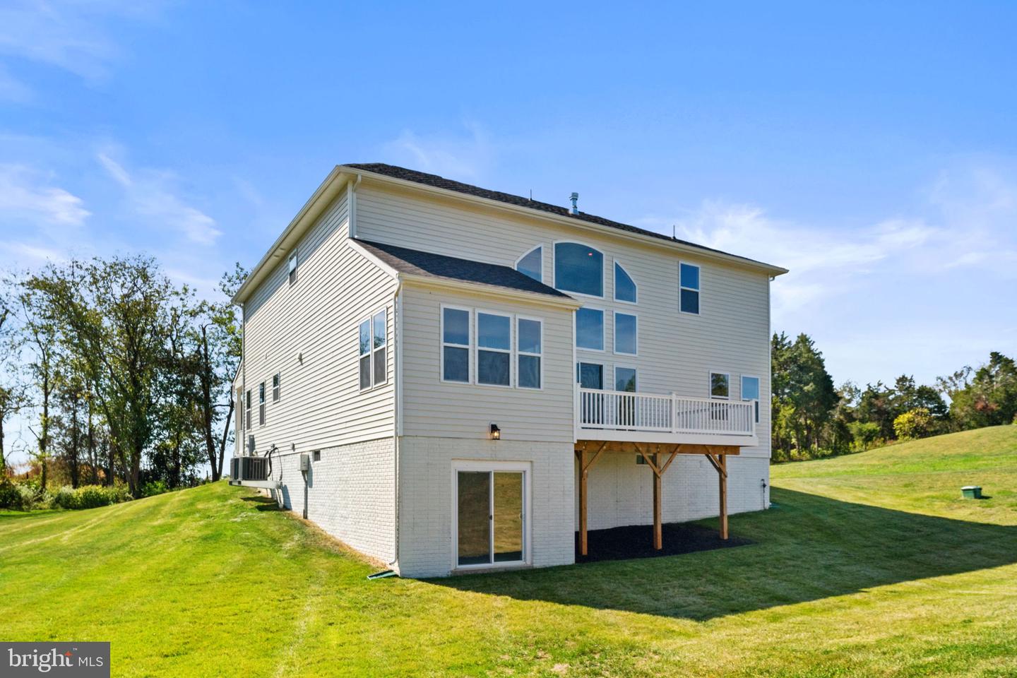 9014 PINEY MOUNTAIN RD, WARRENTON, Virginia 20186, 4 Bedrooms Bedrooms, ,3 BathroomsBathrooms,Residential,For sale,9014 PINEY MOUNTAIN RD,VAFQ2019306 MLS # VAFQ2019306