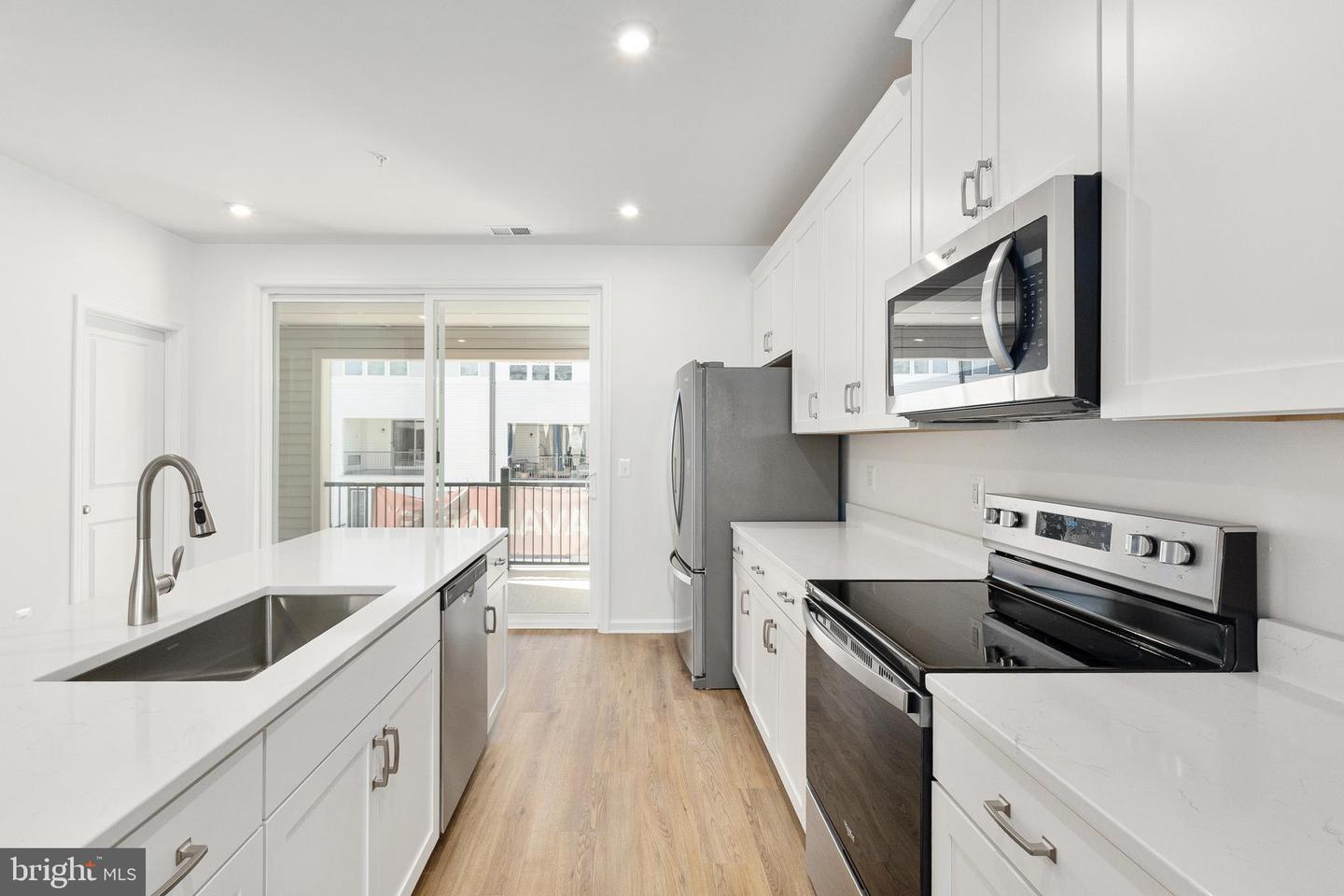 2514 NEABSCO COMMON PL, WOODBRIDGE, Virginia 22191, 3 Bedrooms Bedrooms, ,2 BathroomsBathrooms,Residential,For sale,2514 NEABSCO COMMON PL,VAPW2105540 MLS # VAPW2105540