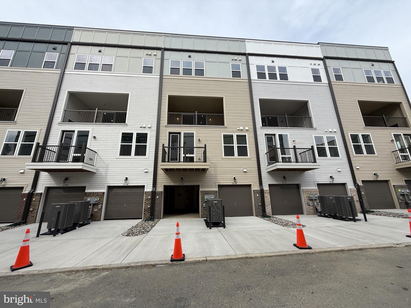 2514 NEABSCO COMMON PL, WOODBRIDGE, Virginia 22191, 3 Bedrooms Bedrooms, ,2 BathroomsBathrooms,Residential,For sale,2514 NEABSCO COMMON PL,VAPW2105540 MLS # VAPW2105540