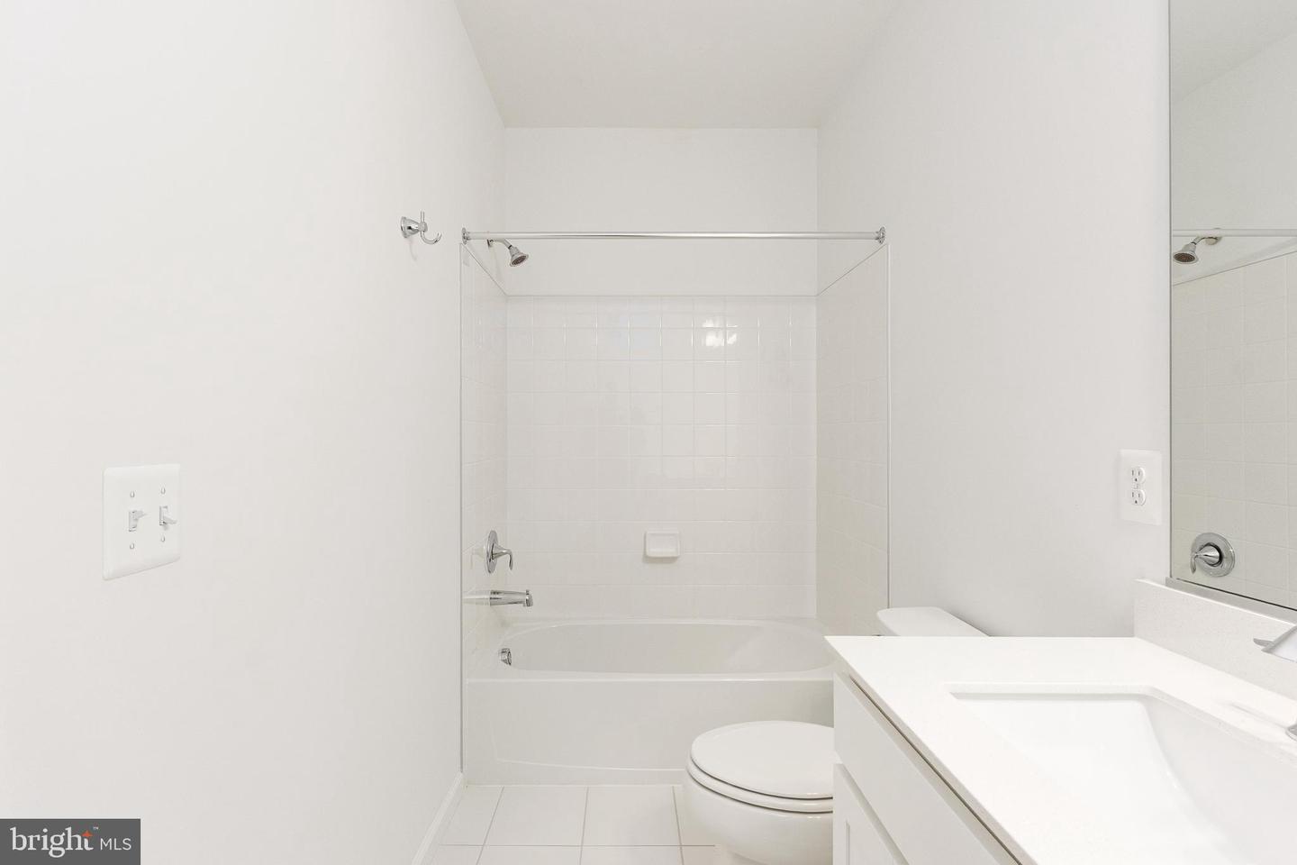 2514 NEABSCO COMMON PL, WOODBRIDGE, Virginia 22191, 3 Bedrooms Bedrooms, ,2 BathroomsBathrooms,Residential,For sale,2514 NEABSCO COMMON PL,VAPW2105540 MLS # VAPW2105540