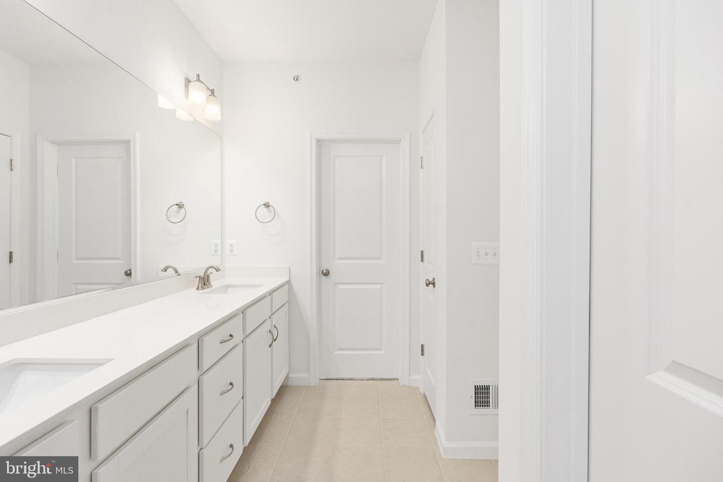 2514 NEABSCO COMMON PL, WOODBRIDGE, Virginia 22191, 3 Bedrooms Bedrooms, ,2 BathroomsBathrooms,Residential,For sale,2514 NEABSCO COMMON PL,VAPW2105540 MLS # VAPW2105540