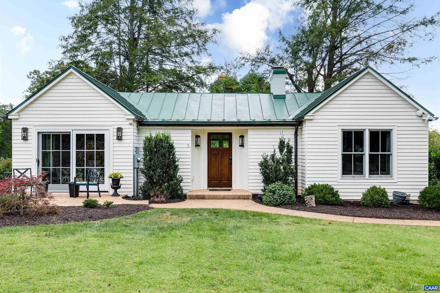 5484 GORDONSVILLE RD, KESWICK, Virginia 22947, 5 Bedrooms Bedrooms, ,4 BathroomsBathrooms,Residential,For sale,5484 GORDONSVILLE RD,669754 MLS # 669754