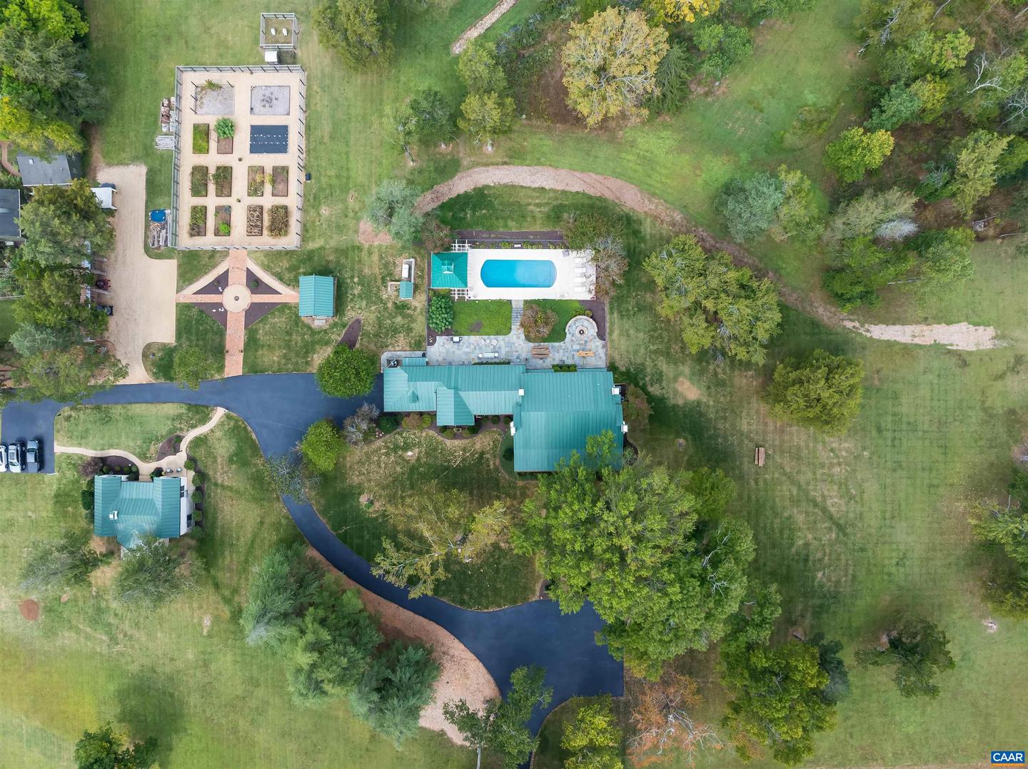 5484 GORDONSVILLE RD, KESWICK, Virginia 22947, 5 Bedrooms Bedrooms, ,4 BathroomsBathrooms,Residential,For sale,5484 GORDONSVILLE RD,669754 MLS # 669754