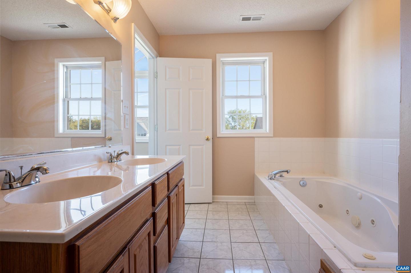 48 LILLIAN DR, FISHERSVILLE, Virginia 22939, 4 Bedrooms Bedrooms, ,2 BathroomsBathrooms,Residential,For sale,48 LILLIAN DR,669755 MLS # 669755