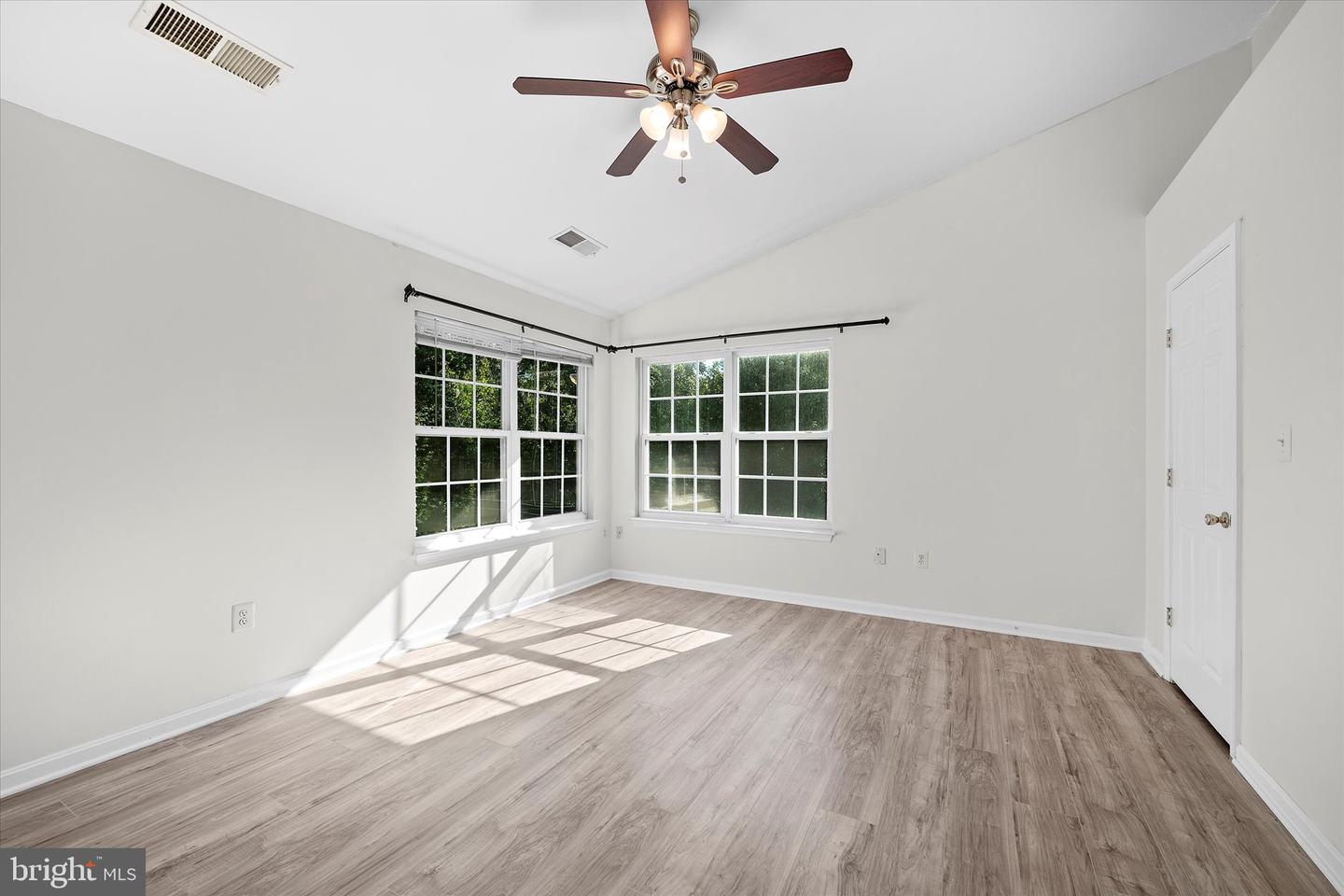 8319 LEIGHLEX CT, MANASSAS, Virginia 20111, 4 Bedrooms Bedrooms, ,3 BathroomsBathrooms,Residential,For sale,8319 LEIGHLEX CT,VAPW2103260 MLS # VAPW2103260