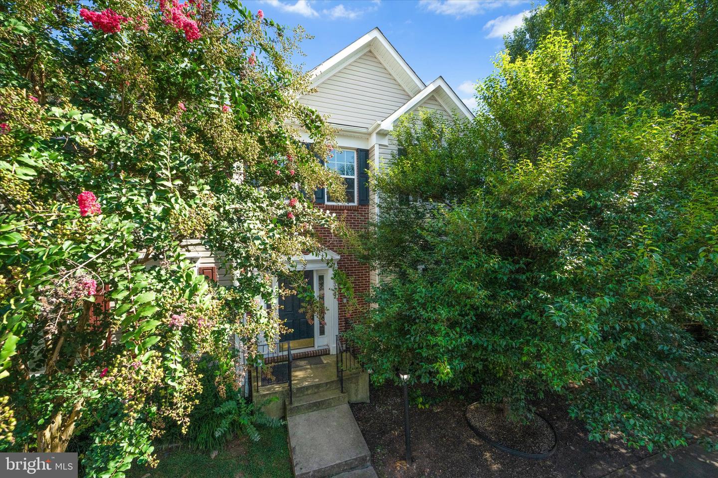8319 LEIGHLEX CT, MANASSAS, Virginia 20111, 4 Bedrooms Bedrooms, ,3 BathroomsBathrooms,Residential,For sale,8319 LEIGHLEX CT,VAPW2103260 MLS # VAPW2103260