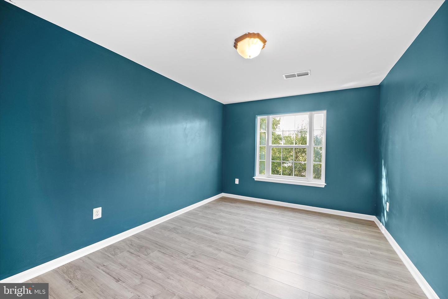 8319 LEIGHLEX CT, MANASSAS, Virginia 20111, 4 Bedrooms Bedrooms, ,3 BathroomsBathrooms,Residential,For sale,8319 LEIGHLEX CT,VAPW2103260 MLS # VAPW2103260
