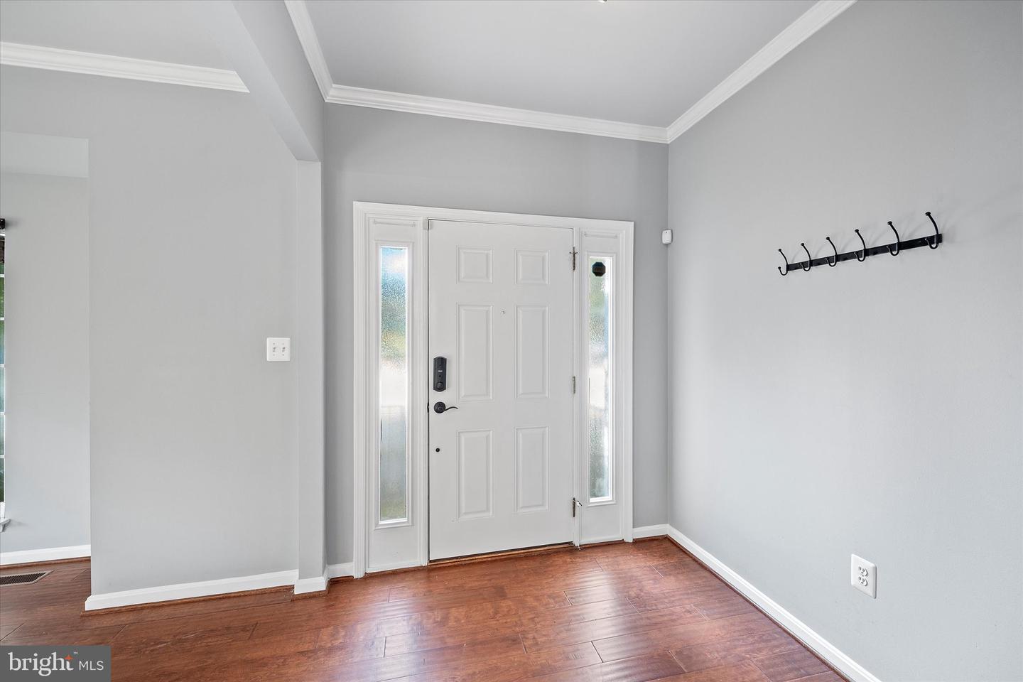 8319 LEIGHLEX CT, MANASSAS, Virginia 20111, 4 Bedrooms Bedrooms, ,3 BathroomsBathrooms,Residential,For sale,8319 LEIGHLEX CT,VAPW2103260 MLS # VAPW2103260