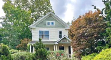 4114 EMERY PL NW, WASHINGTON, District Of Columbia 20016, 3 Bedrooms Bedrooms, ,2 BathroomsBathrooms,Residential,For sale,4114 EMERY PL NW,DCDC2223608 MLS # DCDC2223608