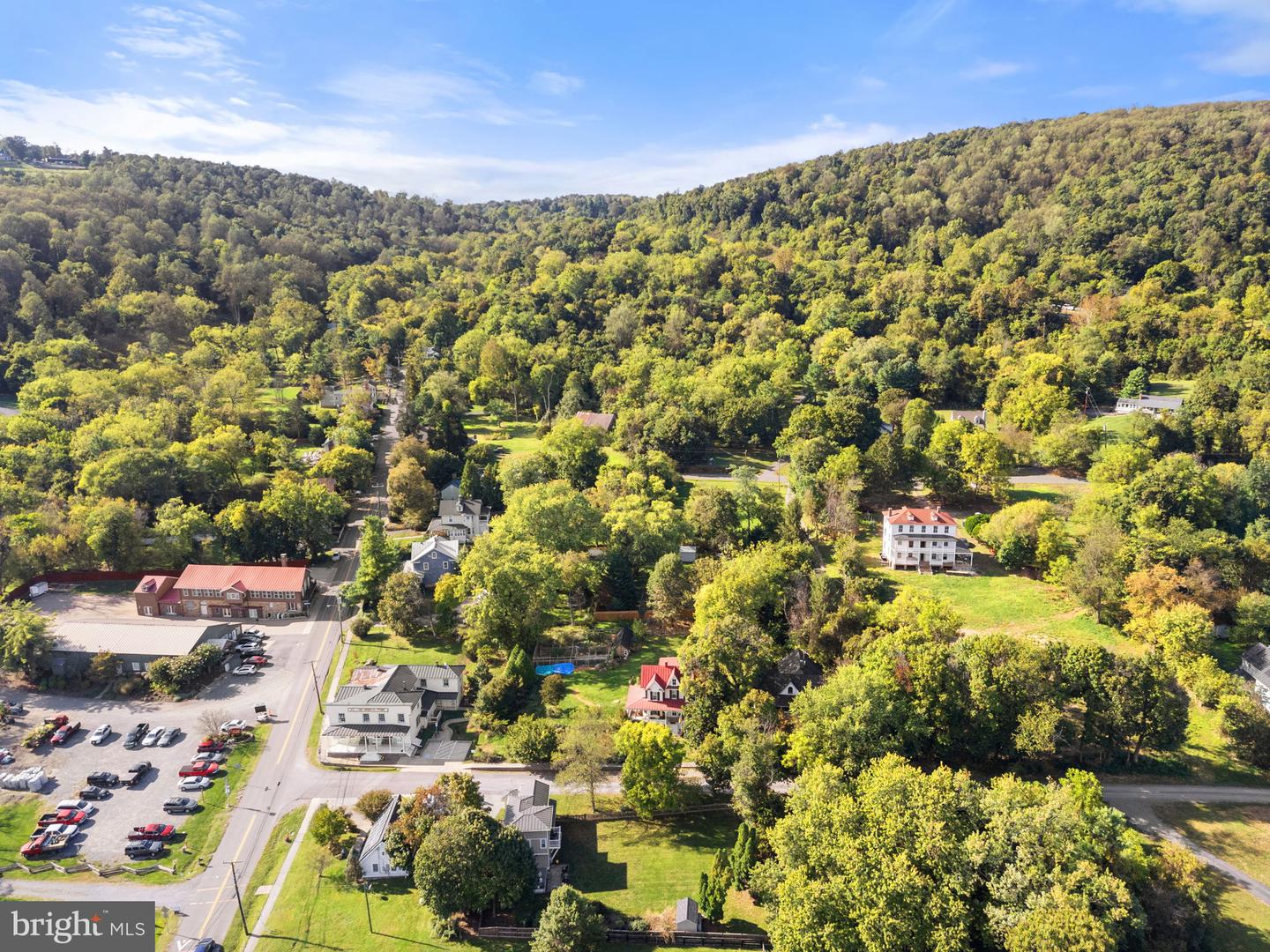 18344 RAILROAD ST, BLUEMONT, Virginia 20135, 2 Bedrooms Bedrooms, ,2 BathroomsBathrooms,Residential,For sale,18344 RAILROAD ST,VALO2107570 MLS # VALO2107570
