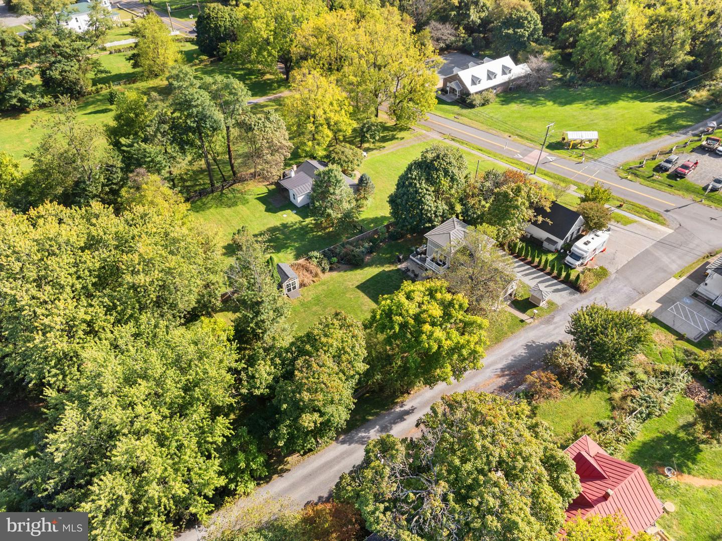 18344 RAILROAD ST, BLUEMONT, Virginia 20135, 2 Bedrooms Bedrooms, ,2 BathroomsBathrooms,Residential,For sale,18344 RAILROAD ST,VALO2107570 MLS # VALO2107570