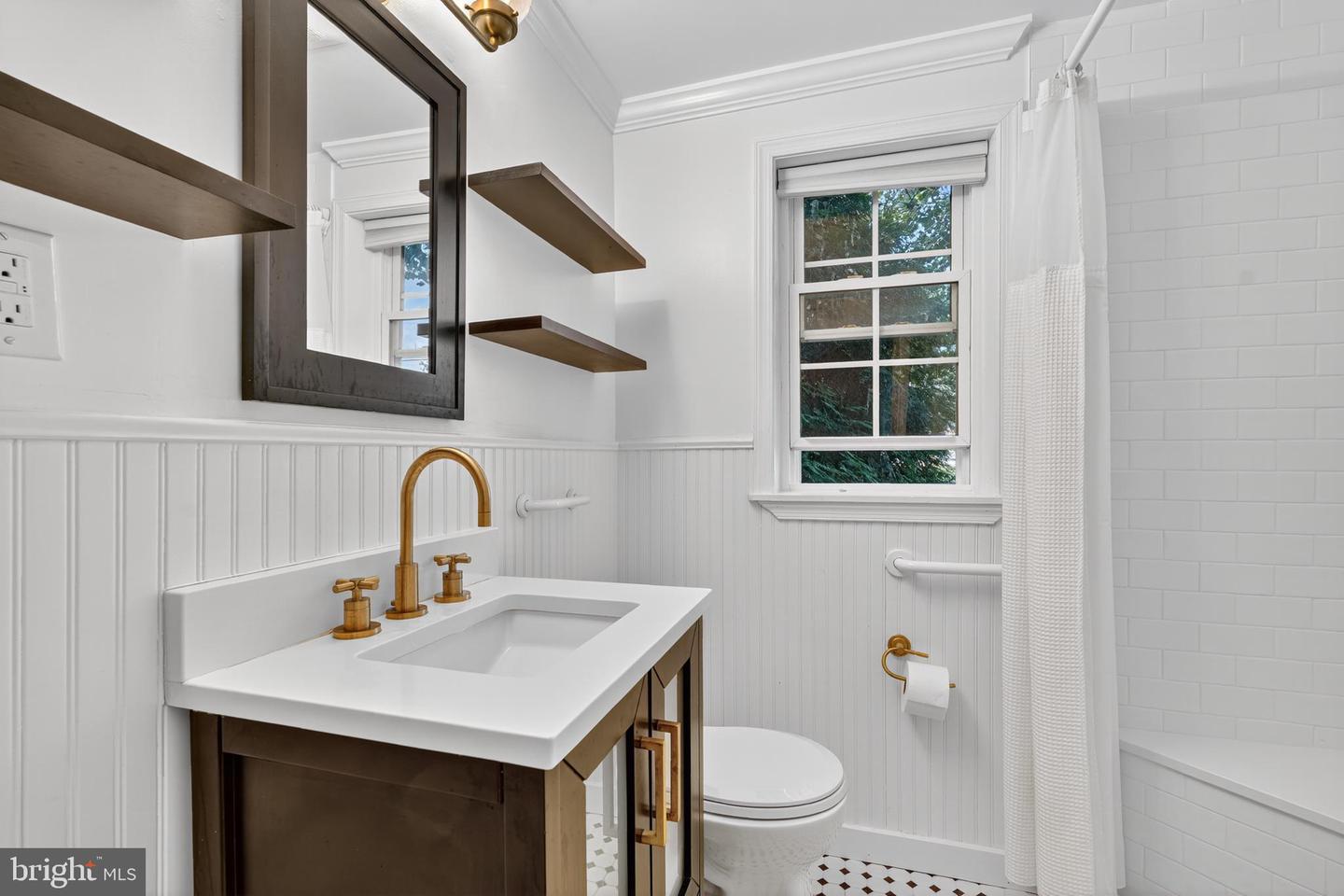1107 BELLE VIEW BLVD #A1, ALEXANDRIA, Virginia 22307, 2 Bedrooms Bedrooms, ,1 BathroomBathrooms,Residential,For sale,1107 BELLE VIEW BLVD #A1,VAFX2269568 MLS # VAFX2269568