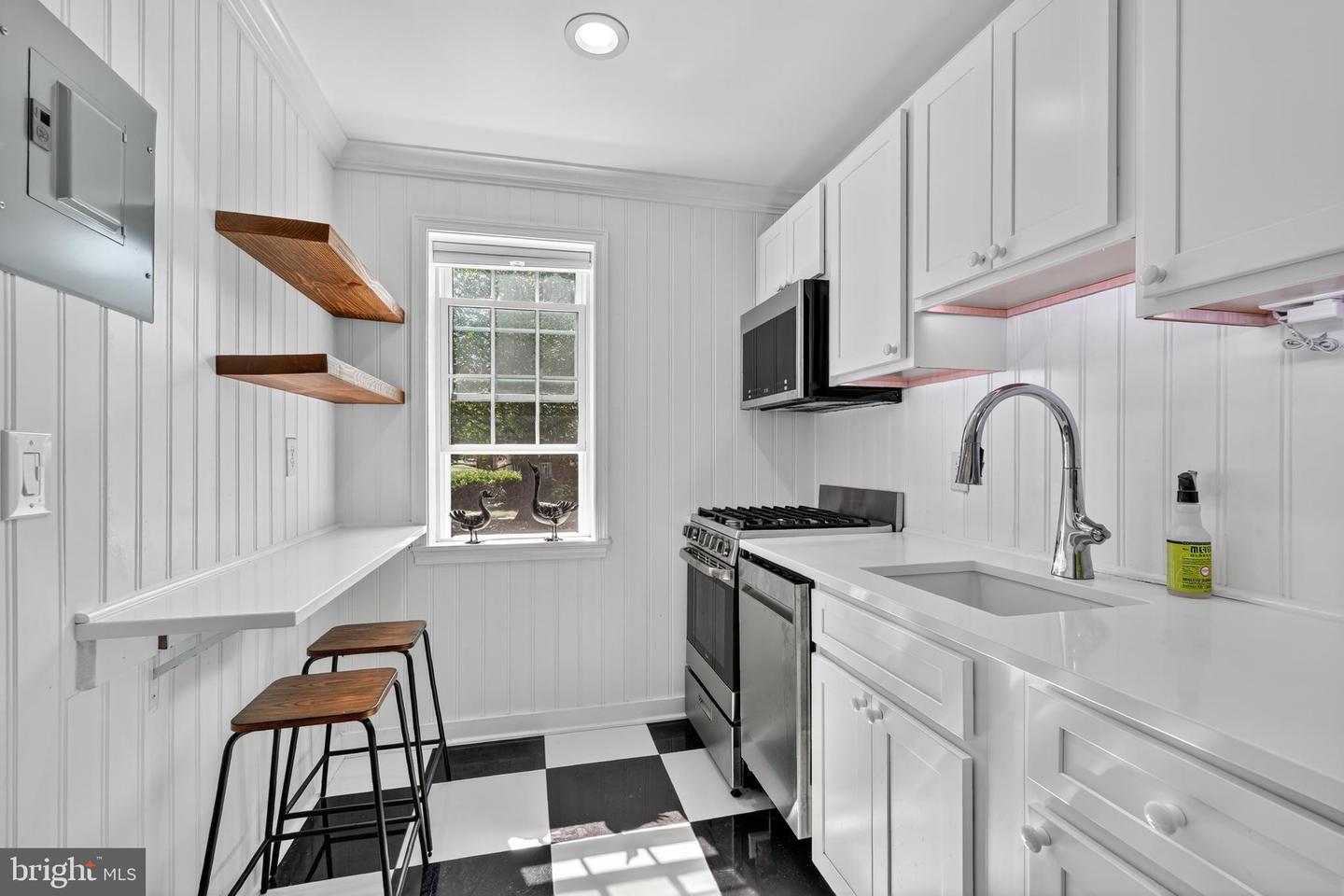 1107 BELLE VIEW BLVD #A1, ALEXANDRIA, Virginia 22307, 2 Bedrooms Bedrooms, ,1 BathroomBathrooms,Residential,For sale,1107 BELLE VIEW BLVD #A1,VAFX2269568 MLS # VAFX2269568