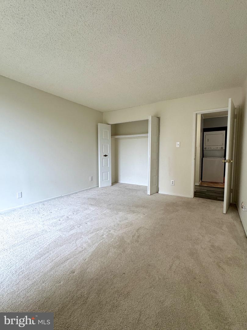 2300 PIMMIT DR #719, FALLS CHURCH, Virginia 22043, 2 Bedrooms Bedrooms, ,2 BathroomsBathrooms,Residential,For sale,2300 PIMMIT DR #719,VAFX2269756 MLS # VAFX2269756