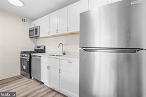 12701 LOTTE DR #203, WOODBRIDGE, Virginia 22192, 3 Bedrooms Bedrooms, ,1 BathroomBathrooms,Residential,For sale,12701 LOTTE DR #203,VAPW2105538 MLS # VAPW2105538