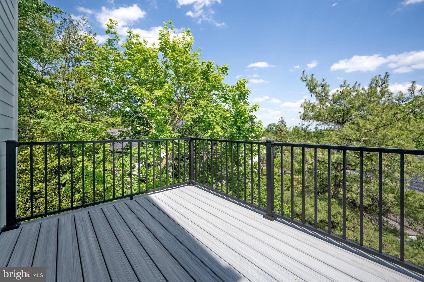 6305 N 36TH ST, ARLINGTON, Virginia 22213, 5 Bedrooms Bedrooms, 5 Rooms Rooms,5 BathroomsBathrooms,Residential,For sale,6305 N 36TH ST,VAAR2053086 MLS # VAAR2053086