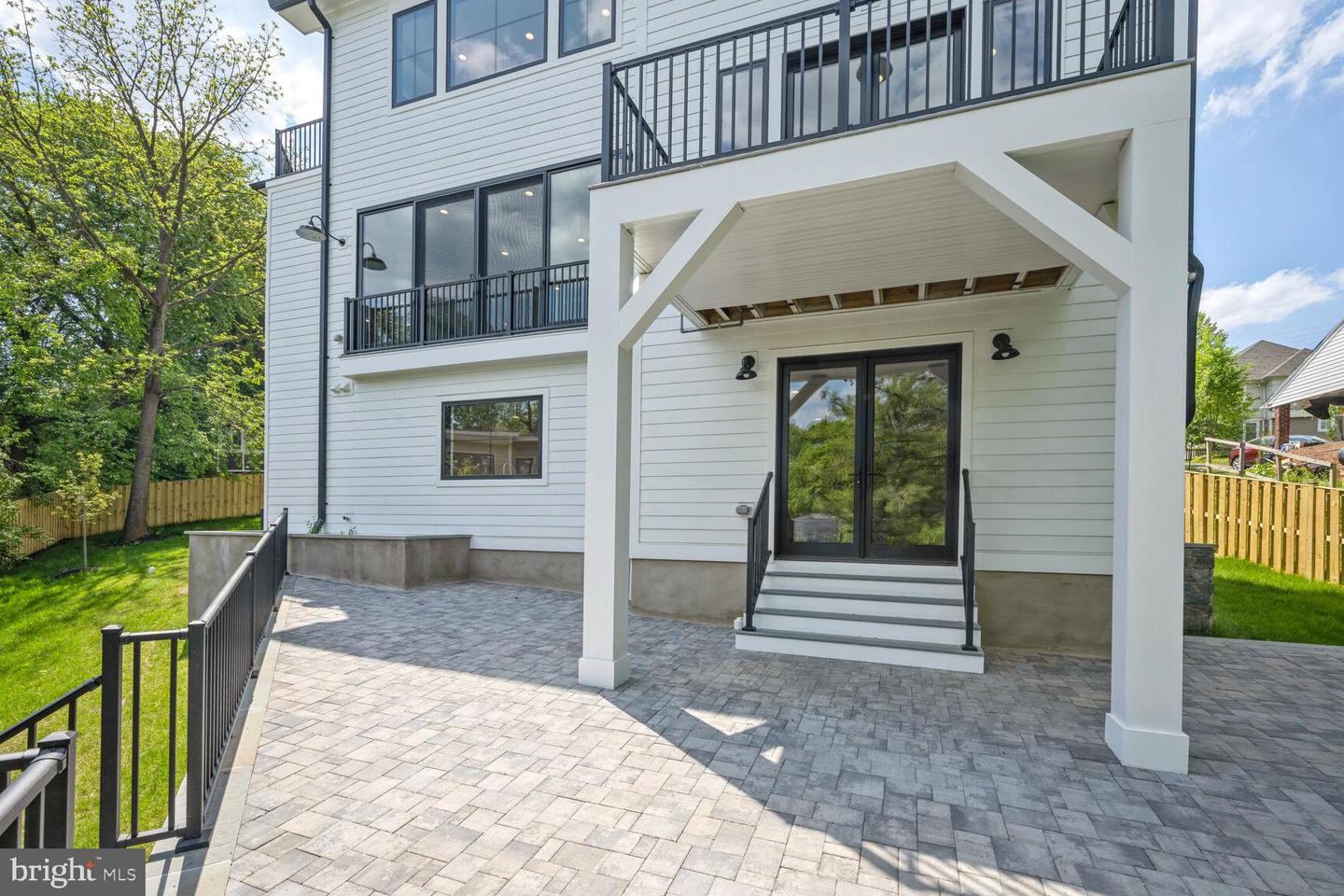 6305 N 36TH ST, ARLINGTON, Virginia 22213, 5 Bedrooms Bedrooms, 5 Rooms Rooms,5 BathroomsBathrooms,Residential,For sale,6305 N 36TH ST,VAAR2053086 MLS # VAAR2053086