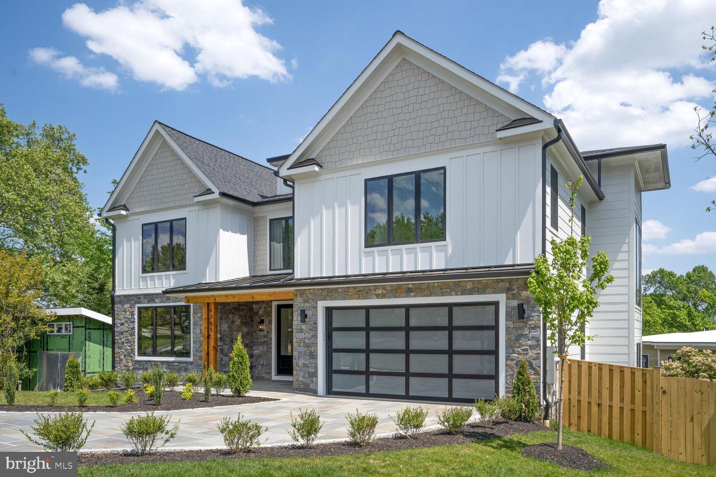 6305 N 36TH ST, ARLINGTON, Virginia 22213, 5 Bedrooms Bedrooms, 5 Rooms Rooms,5 BathroomsBathrooms,Residential,For sale,6305 N 36TH ST,VAAR2053086 MLS # VAAR2053086