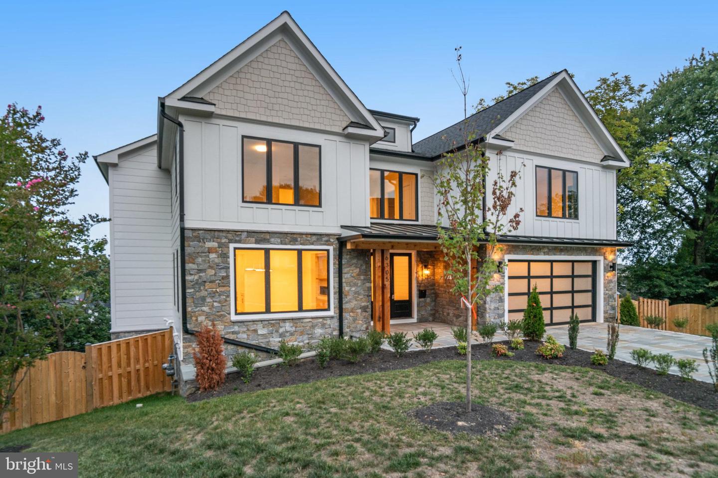 6305 N 36TH ST, ARLINGTON, Virginia 22213, 5 Bedrooms Bedrooms, 5 Rooms Rooms,5 BathroomsBathrooms,Residential,For sale,6305 N 36TH ST,VAAR2053086 MLS # VAAR2053086