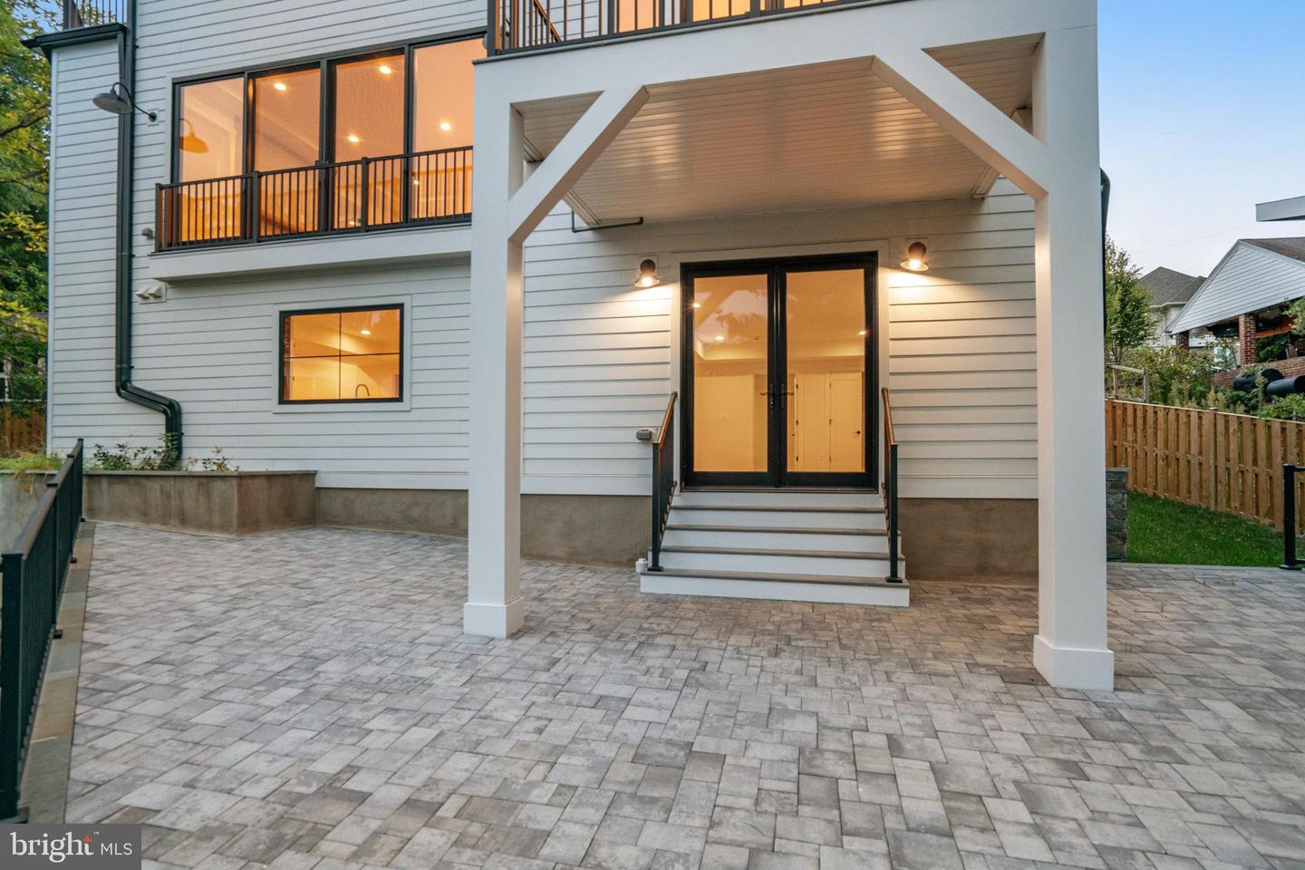 6305 N 36TH ST, ARLINGTON, Virginia 22213, 5 Bedrooms Bedrooms, 5 Rooms Rooms,5 BathroomsBathrooms,Residential,For sale,6305 N 36TH ST,VAAR2053086 MLS # VAAR2053086