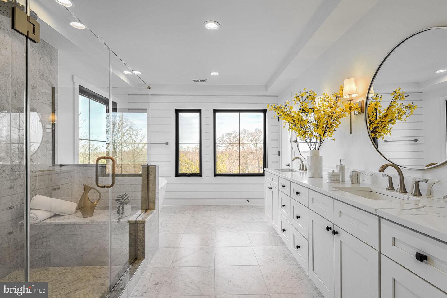 6305 N 36TH ST, ARLINGTON, Virginia 22213, 5 Bedrooms Bedrooms, 5 Rooms Rooms,5 BathroomsBathrooms,Residential,For sale,6305 N 36TH ST,VAAR2053086 MLS # VAAR2053086