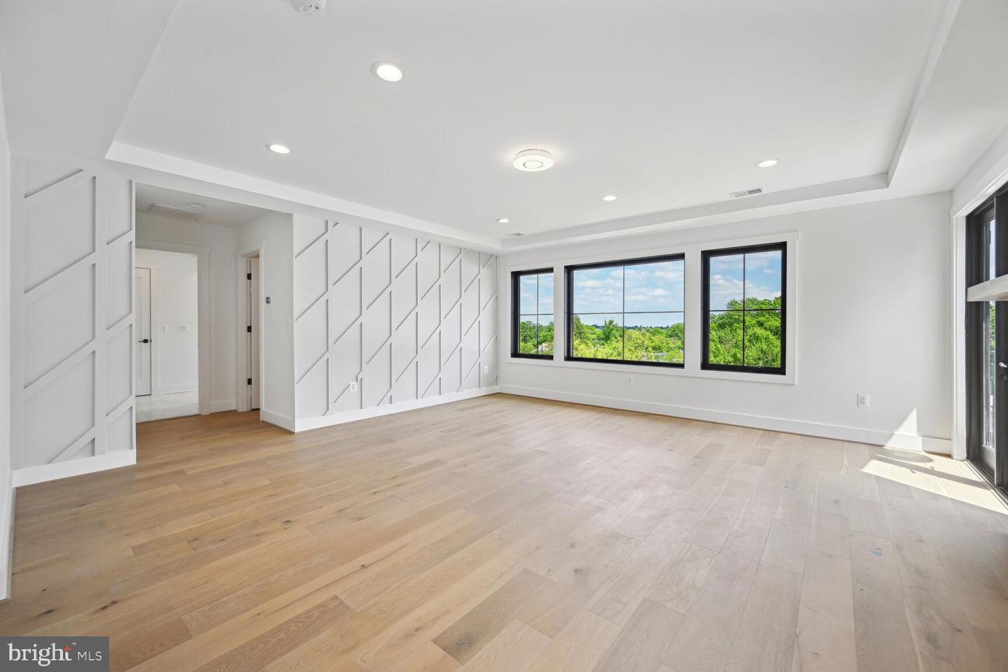 6305 N 36TH ST, ARLINGTON, Virginia 22213, 5 Bedrooms Bedrooms, 5 Rooms Rooms,5 BathroomsBathrooms,Residential,For sale,6305 N 36TH ST,VAAR2053086 MLS # VAAR2053086