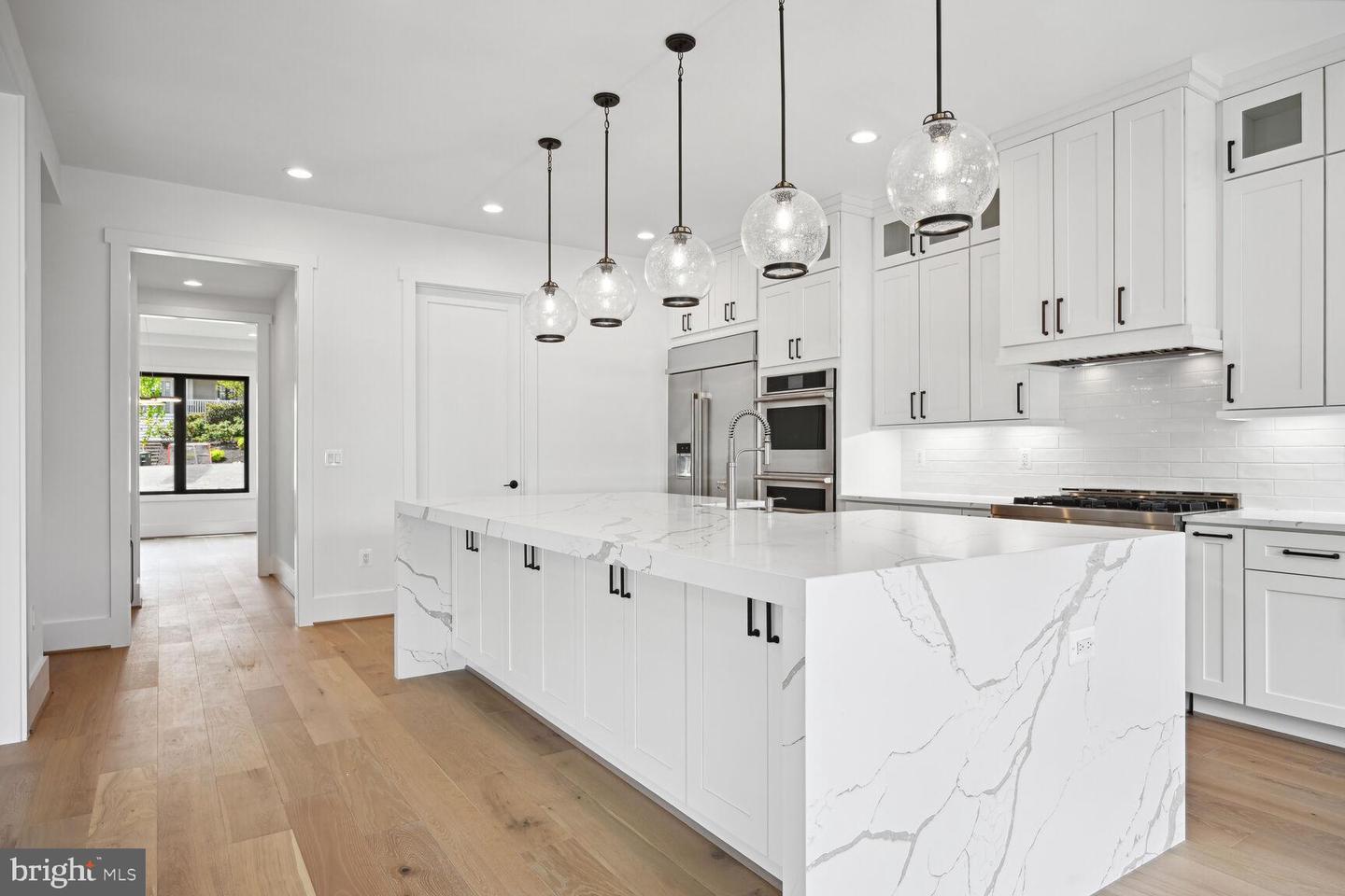 6305 N 36TH ST, ARLINGTON, Virginia 22213, 5 Bedrooms Bedrooms, 5 Rooms Rooms,5 BathroomsBathrooms,Residential,For sale,6305 N 36TH ST,VAAR2053086 MLS # VAAR2053086