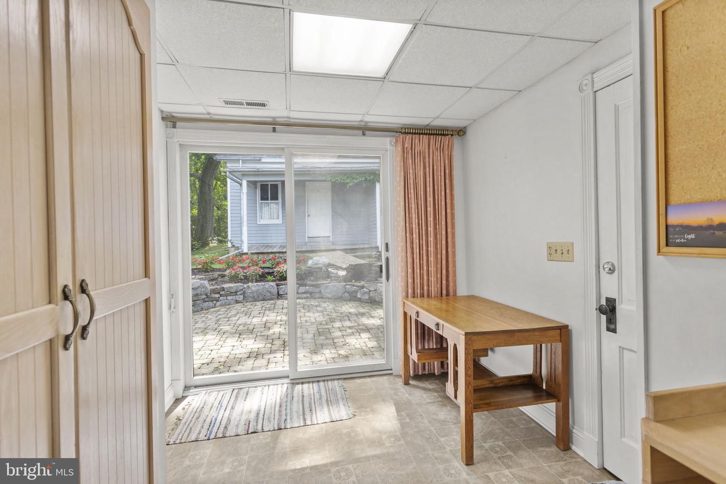 121 S CENTRAL ST, BROADWAY, Virginia 22815, 4 Bedrooms Bedrooms, ,2 BathroomsBathrooms,Residential,For sale,121 S CENTRAL ST,VARO2002304 MLS # VARO2002304