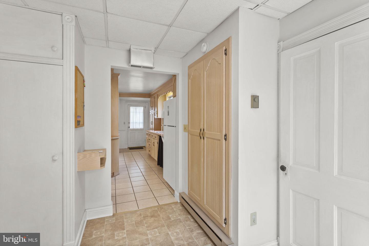 121 S CENTRAL ST, BROADWAY, Virginia 22815, 4 Bedrooms Bedrooms, ,2 BathroomsBathrooms,Residential,For sale,121 S CENTRAL ST,VARO2002304 MLS # VARO2002304
