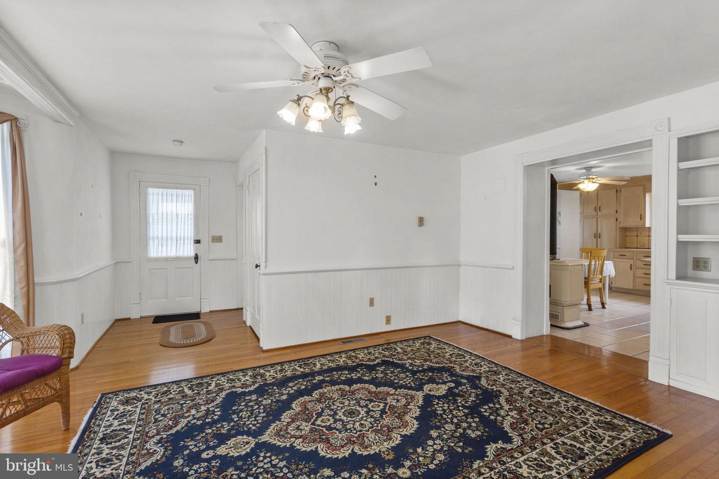 121 S CENTRAL ST, BROADWAY, Virginia 22815, 4 Bedrooms Bedrooms, ,2 BathroomsBathrooms,Residential,For sale,121 S CENTRAL ST,VARO2002304 MLS # VARO2002304