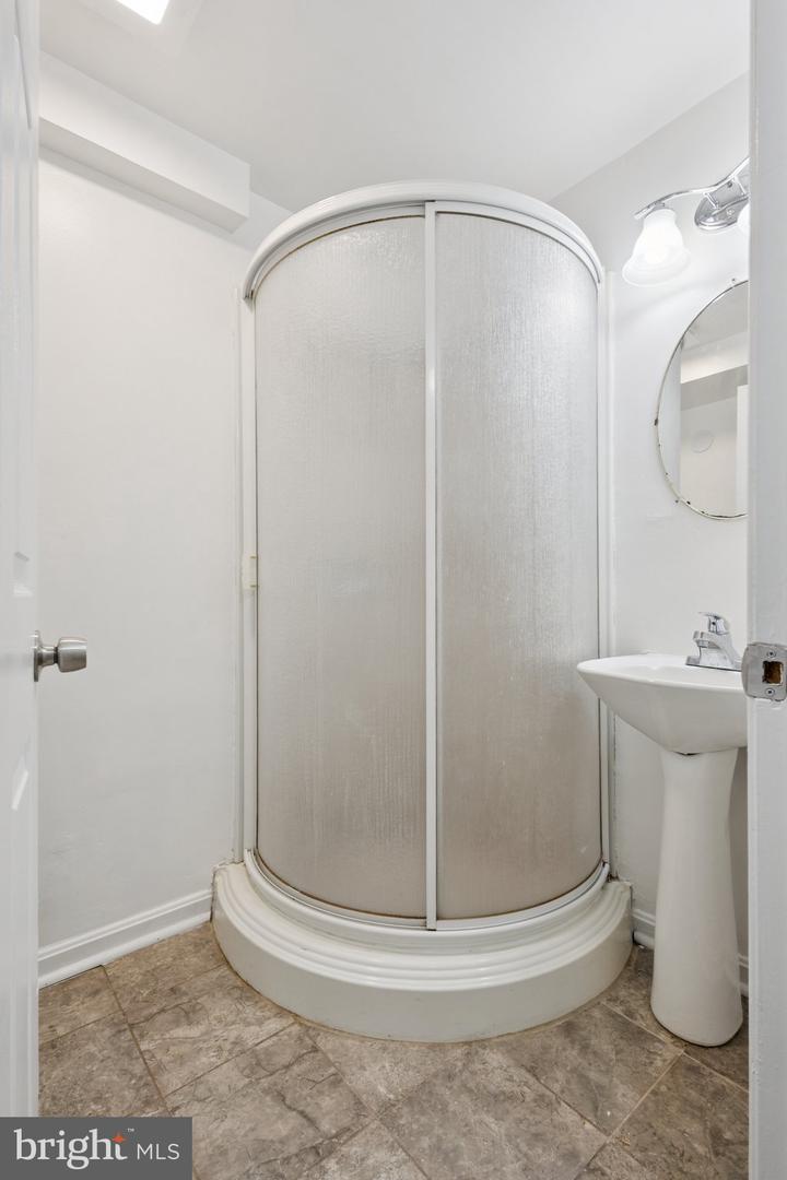 6035 LORIELLA PARK DR, FREDERICKSBURG, Virginia 22407, 4 Bedrooms Bedrooms, ,2 BathroomsBathrooms,Residential,For sale,6035 LORIELLA PARK DR,VASP2034094 MLS # VASP2034094