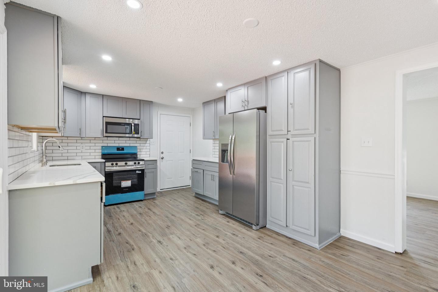 6035 LORIELLA PARK DR, FREDERICKSBURG, Virginia 22407, 4 Bedrooms Bedrooms, ,2 BathroomsBathrooms,Residential,For sale,6035 LORIELLA PARK DR,VASP2034094 MLS # VASP2034094