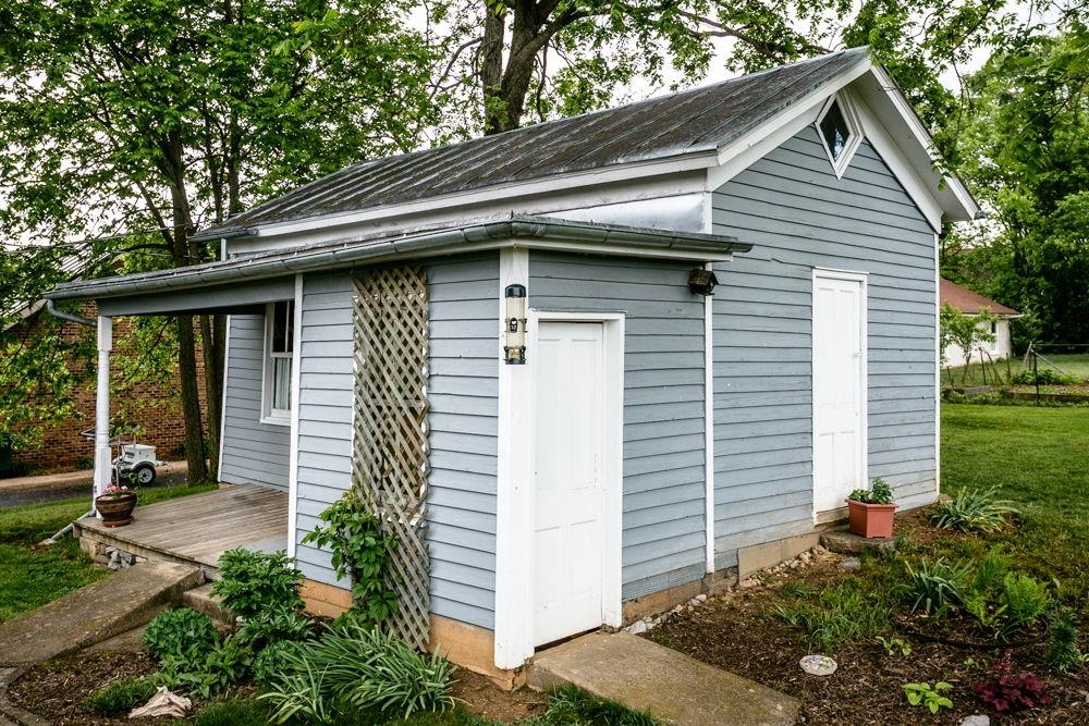 121 S CENTRAL ST, BROADWAY, Virginia 22815, 4 Bedrooms Bedrooms, ,2 BathroomsBathrooms,Residential,121 S CENTRAL ST,664535 MLS # 664535
