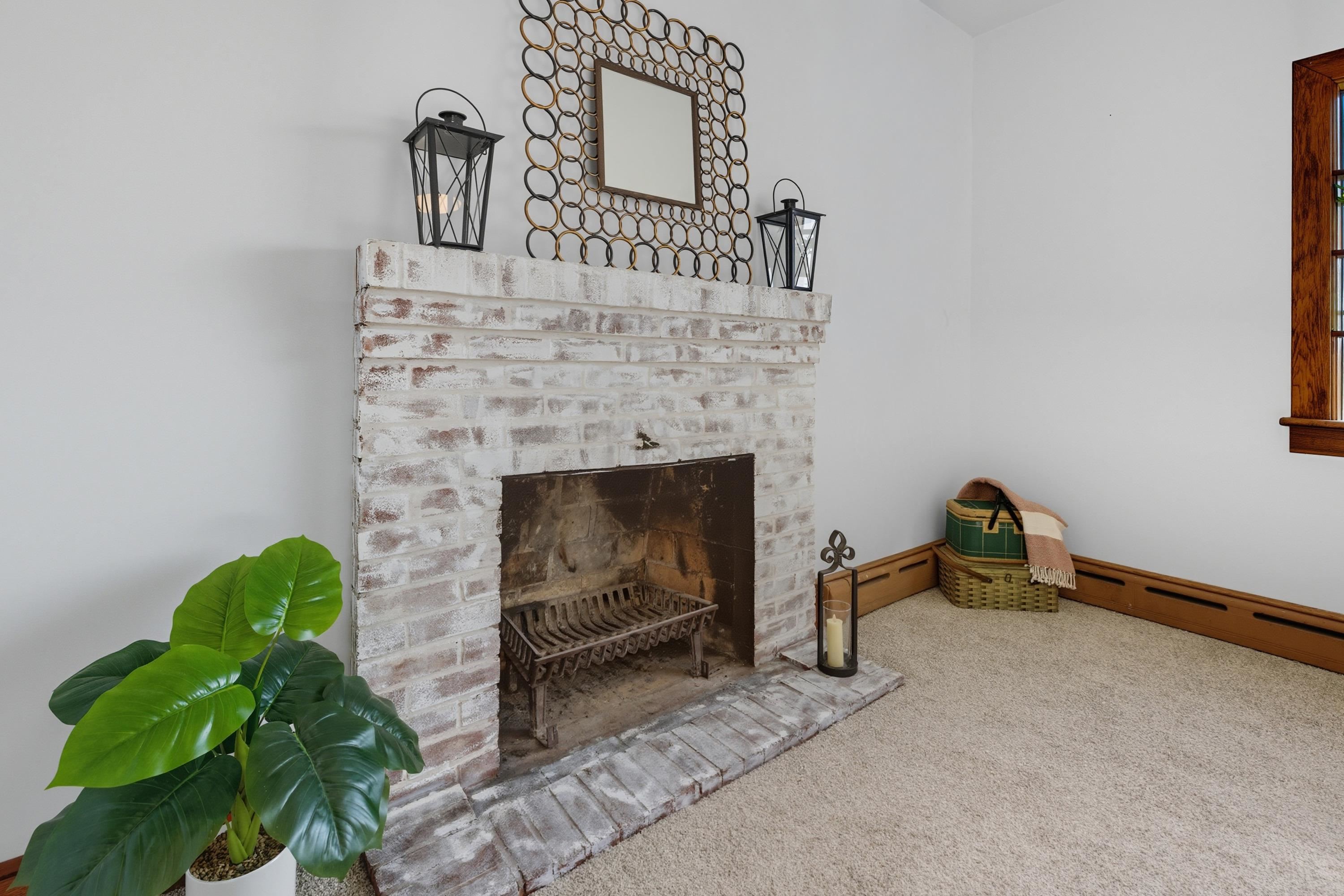 3138 CROSS KEYS RD, ROCKINGHAM, Virginia 22801, 4 Bedrooms Bedrooms, ,2 BathroomsBathrooms,Residential,3138 CROSS KEYS RD,669759 MLS # 669759