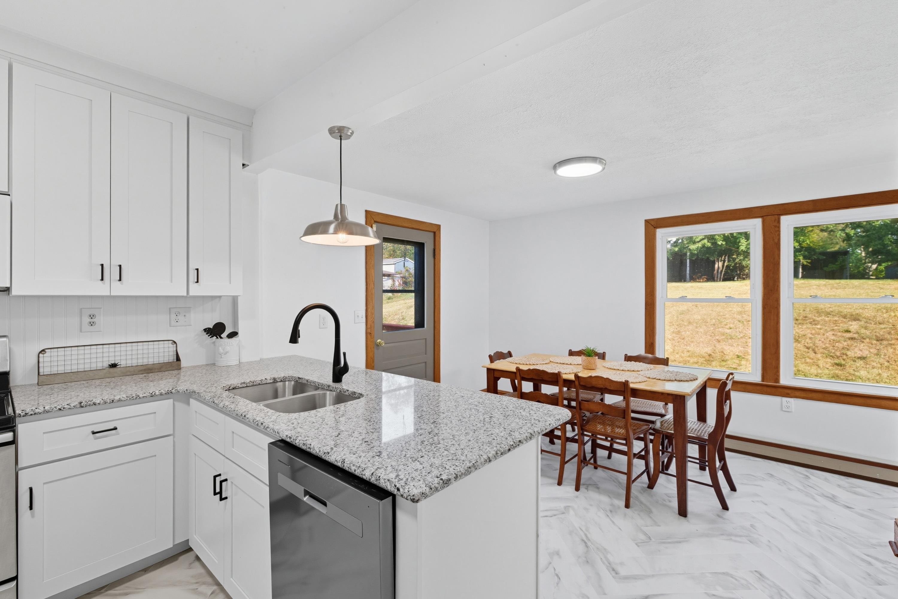 3138 CROSS KEYS RD, ROCKINGHAM, Virginia 22801, 4 Bedrooms Bedrooms, ,2 BathroomsBathrooms,Residential,3138 CROSS KEYS RD,669759 MLS # 669759