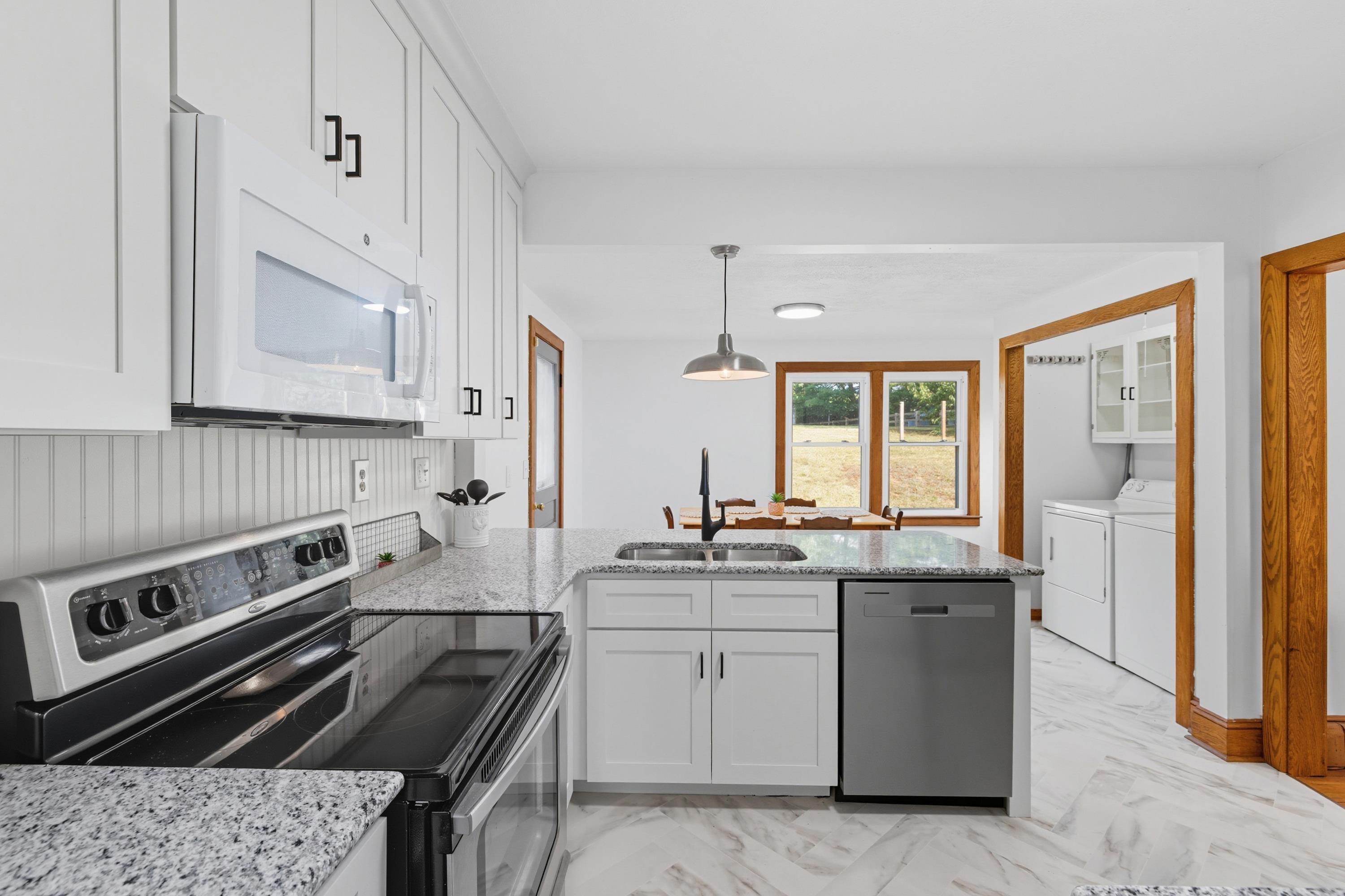3138 CROSS KEYS RD, ROCKINGHAM, Virginia 22801, 4 Bedrooms Bedrooms, ,2 BathroomsBathrooms,Residential,3138 CROSS KEYS RD,669759 MLS # 669759