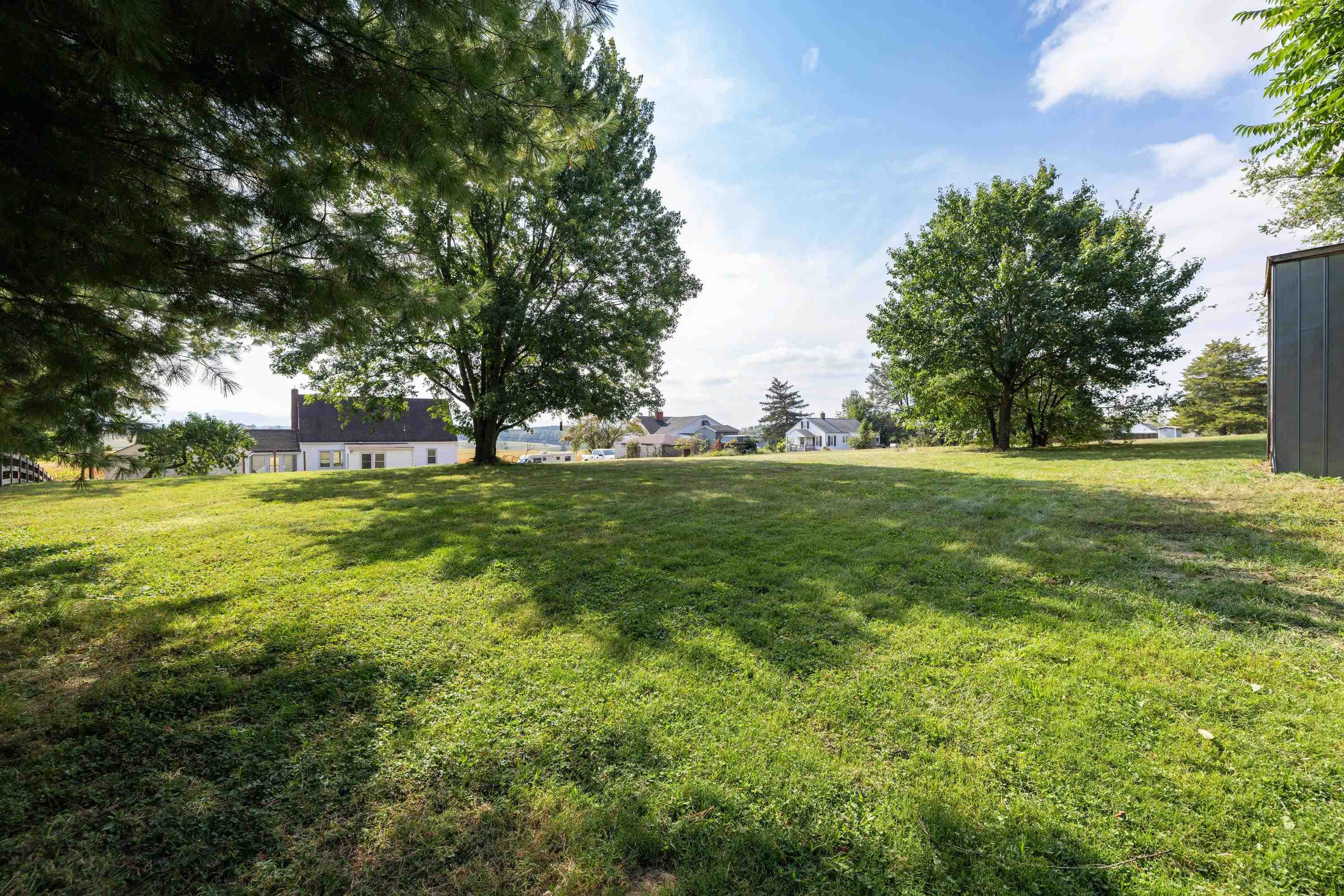 3138 CROSS KEYS RD, ROCKINGHAM, Virginia 22801, 4 Bedrooms Bedrooms, ,2 BathroomsBathrooms,Residential,3138 CROSS KEYS RD,669759 MLS # 669759
