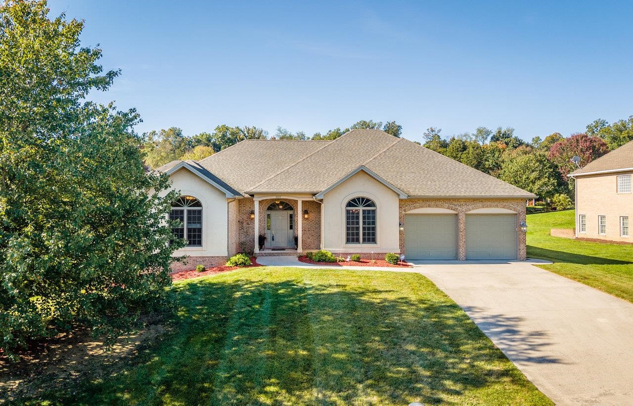 3225 BERRYFIELD DR, ROCKINGHAM, Virginia 22801, 5 Bedrooms Bedrooms, ,3 BathroomsBathrooms,Residential,3225 BERRYFIELD DR,669765 MLS # 669765