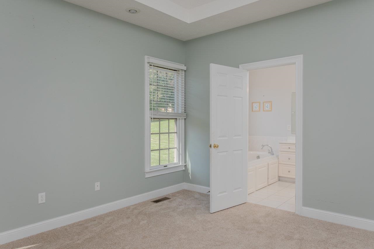 3225 BERRYFIELD DR, ROCKINGHAM, Virginia 22801, 5 Bedrooms Bedrooms, ,3 BathroomsBathrooms,Residential,3225 BERRYFIELD DR,669765 MLS # 669765
