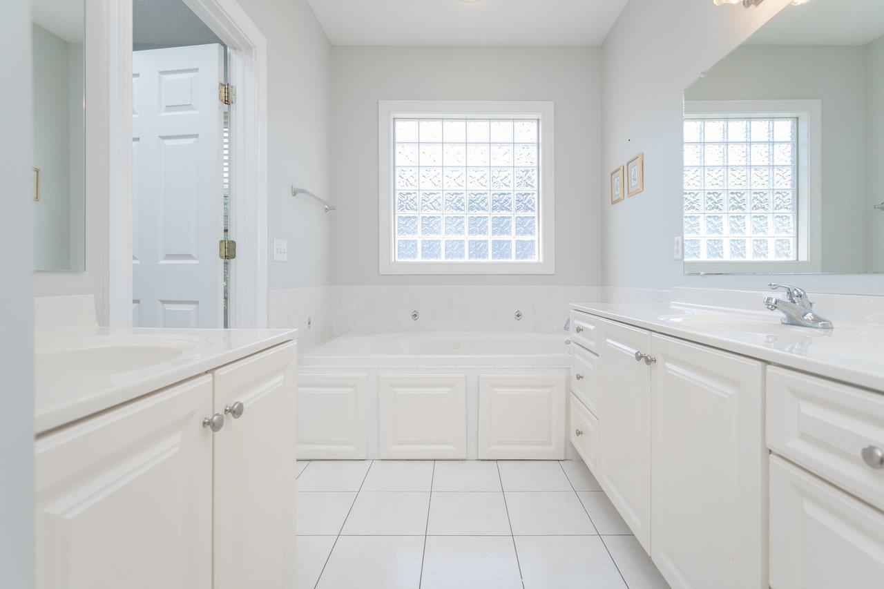3225 BERRYFIELD DR, ROCKINGHAM, Virginia 22801, 5 Bedrooms Bedrooms, ,3 BathroomsBathrooms,Residential,3225 BERRYFIELD DR,669765 MLS # 669765