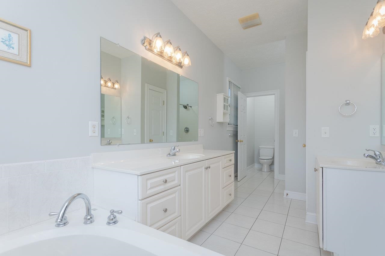 3225 BERRYFIELD DR, ROCKINGHAM, Virginia 22801, 5 Bedrooms Bedrooms, ,3 BathroomsBathrooms,Residential,3225 BERRYFIELD DR,669765 MLS # 669765
