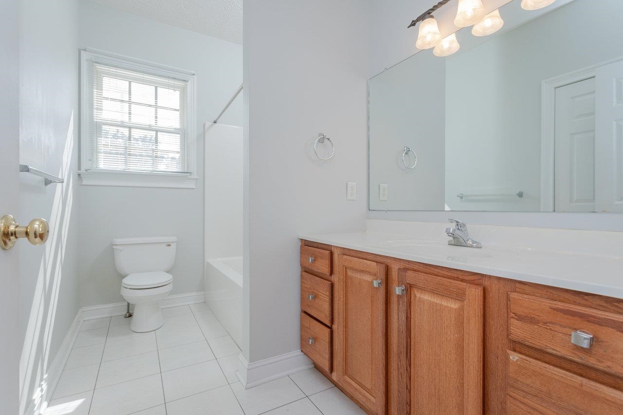 3225 BERRYFIELD DR, ROCKINGHAM, Virginia 22801, 5 Bedrooms Bedrooms, ,3 BathroomsBathrooms,Residential,3225 BERRYFIELD DR,669765 MLS # 669765