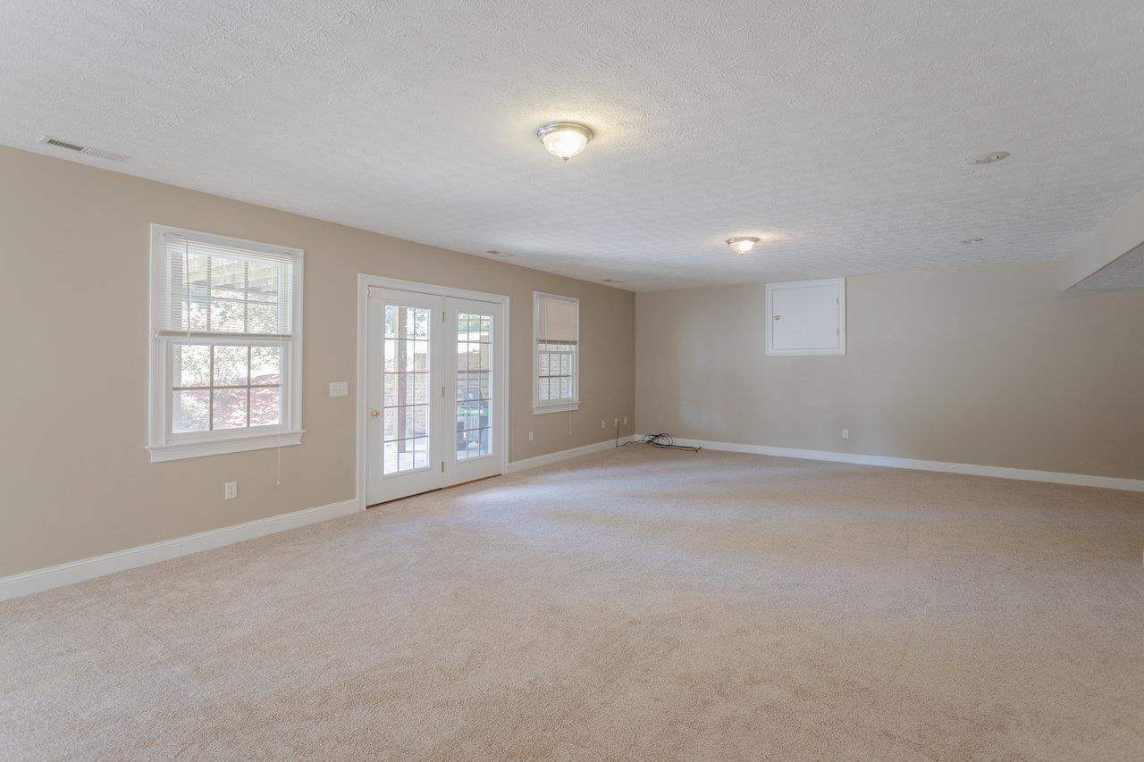 3225 BERRYFIELD DR, ROCKINGHAM, Virginia 22801, 5 Bedrooms Bedrooms, ,3 BathroomsBathrooms,Residential,3225 BERRYFIELD DR,669765 MLS # 669765